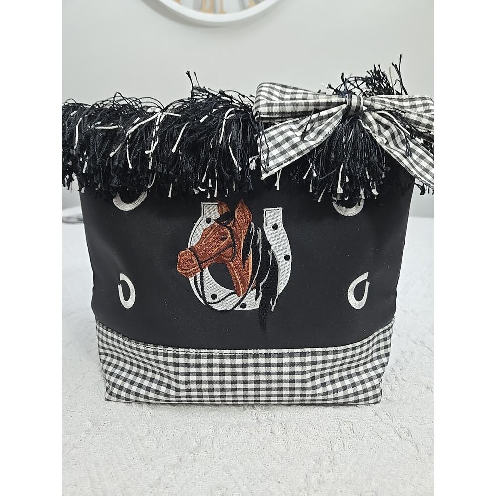 Horse Embroidered Horseshoe Front B/W Check Bottom/inside Fringe Opening READ